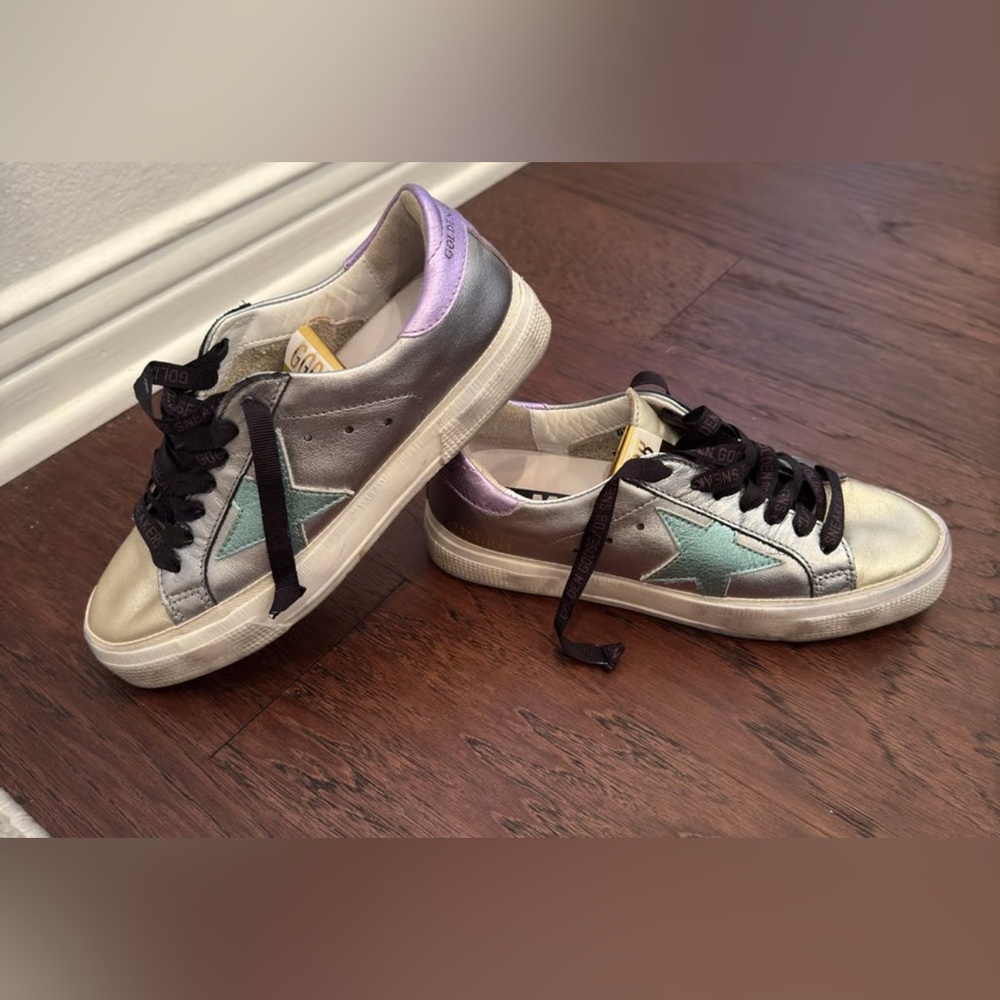 Golden Goose Sneakers